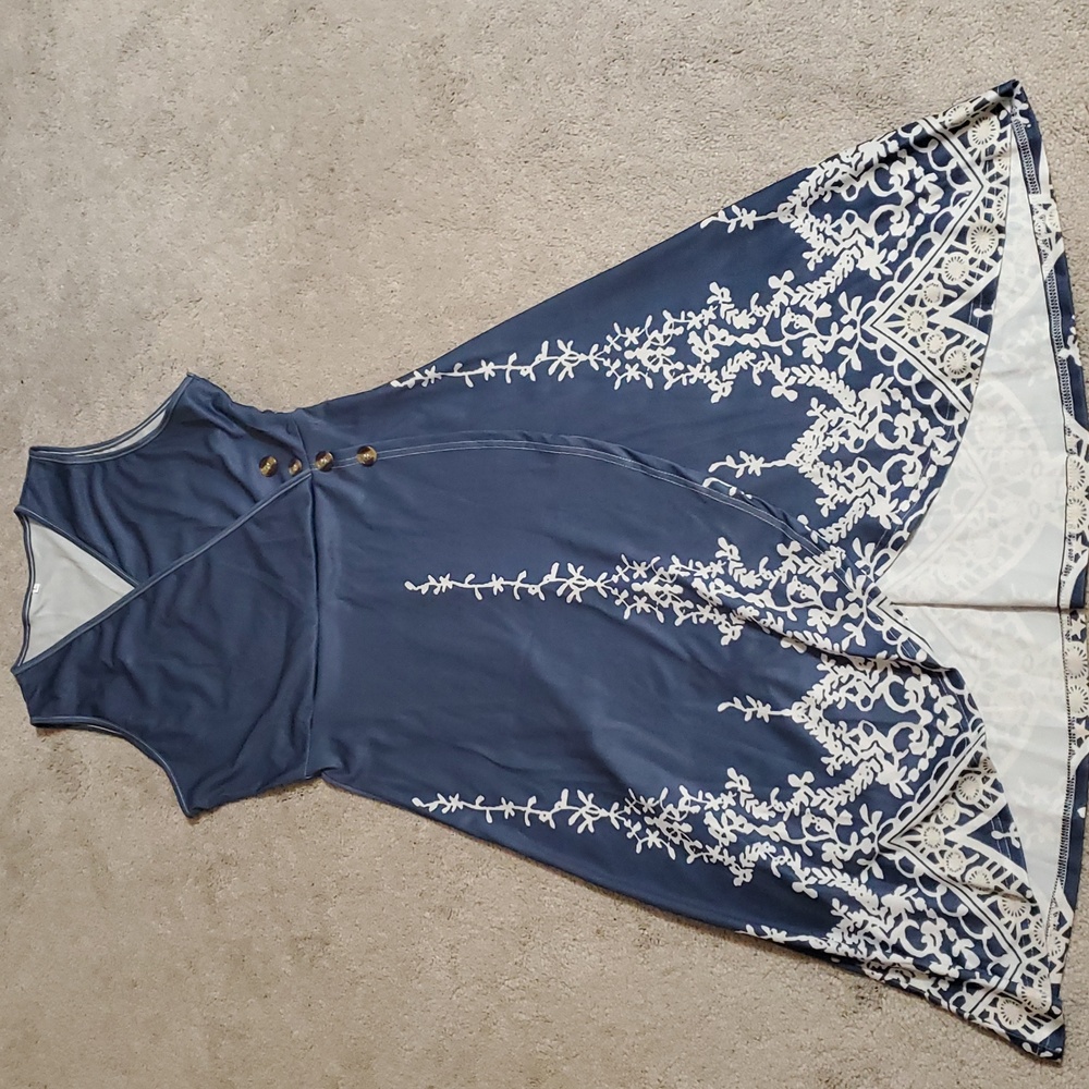 Blue and White Sleeveless Dress